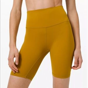 Lululemon High Rise Align Short 8” EUC